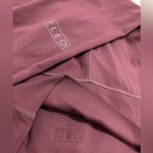 FLEO El Toro 25” Mauve leggings